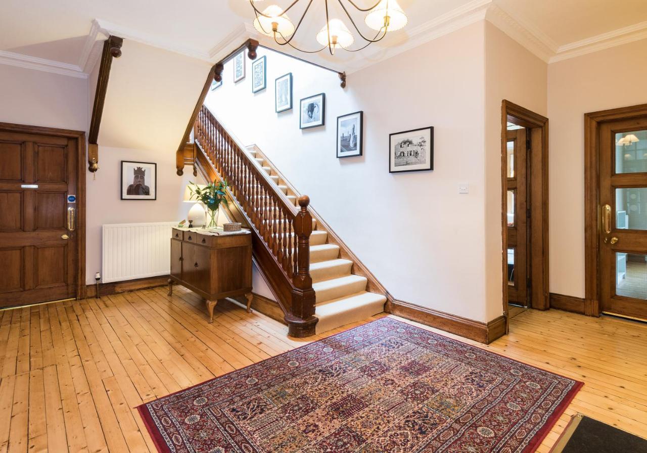 Coig Na Shee Guest House Newtonmore Extérieur photo